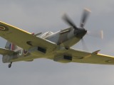 Dux2007_009 Spitfire Mk XIVe with clipped wings