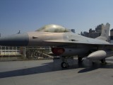 Intrepid_004 - General Dynamics F-16 Falcon